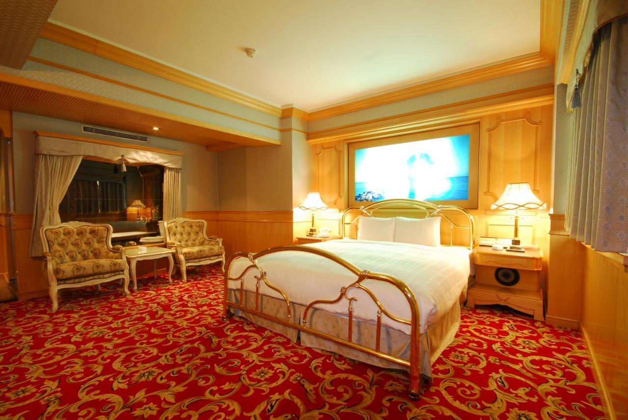 คาโร่โฮเต็ล Hotel เกาสง ภายนอก รูปภาพ