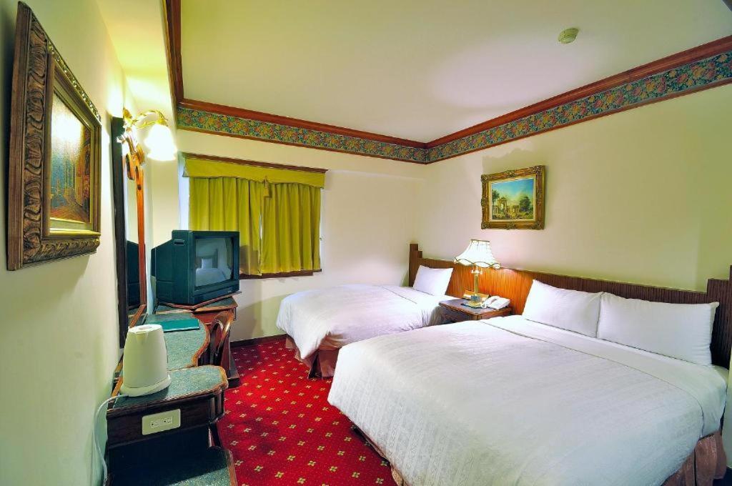 คาโร่โฮเต็ล Hotel เกาสง ภายนอก รูปภาพ