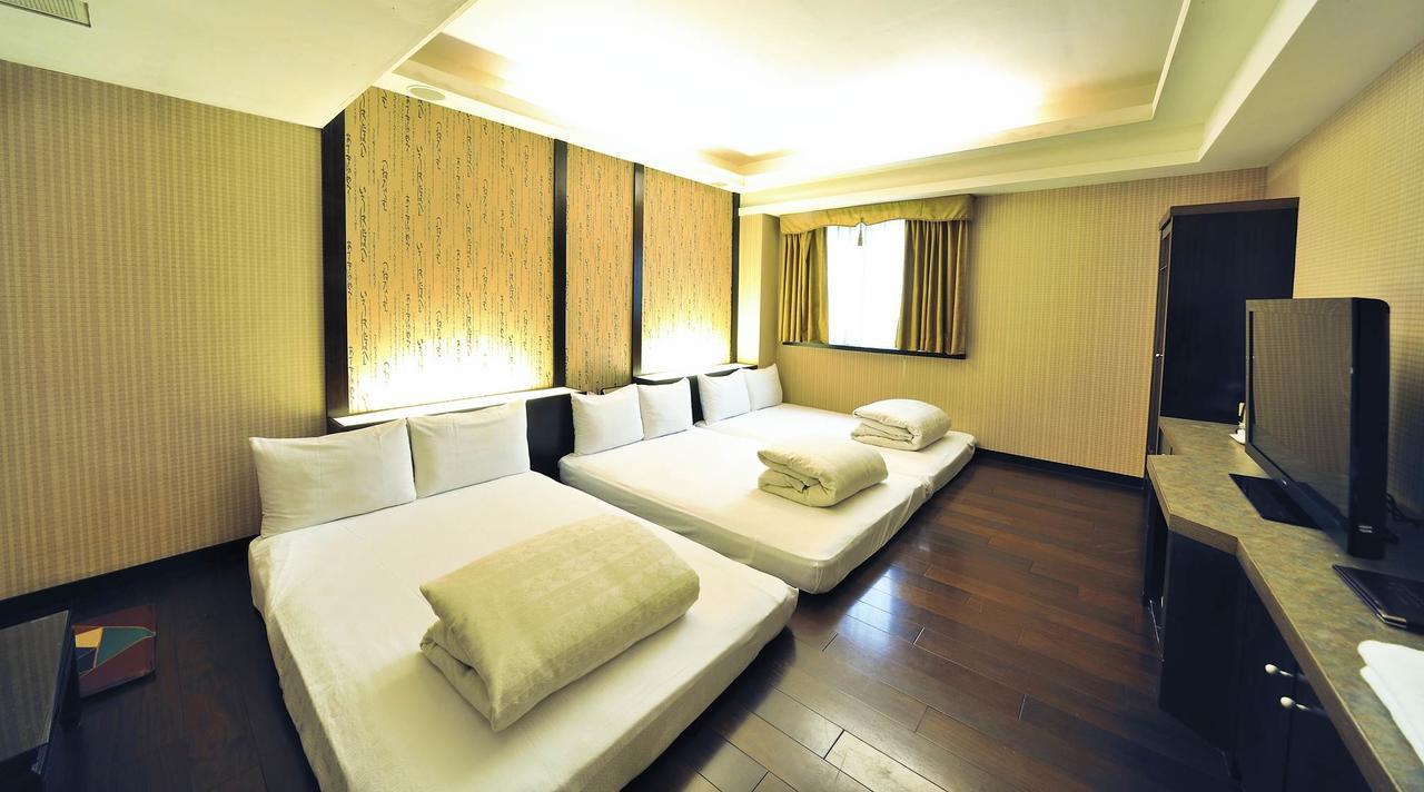 คาโร่โฮเต็ล Hotel เกาสง ภายนอก รูปภาพ