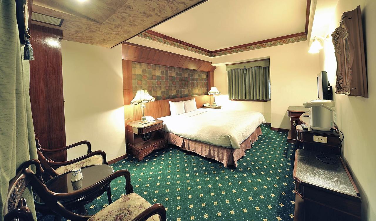 คาโร่โฮเต็ล Hotel เกาสง ภายนอก รูปภาพ